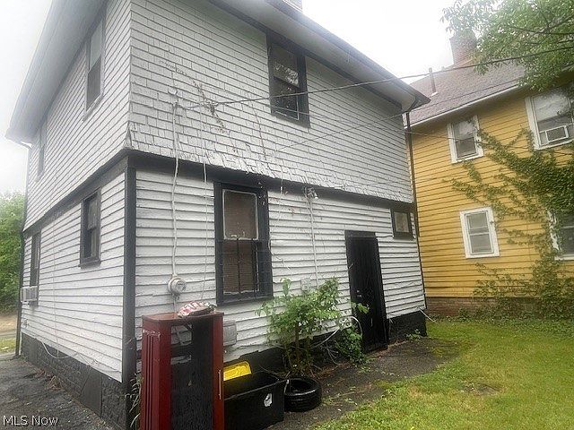 2nd image of 10900 Mount Overlook Ave