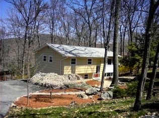 178 Fawn Hill Rd, Tuxedo Park, NY 10987