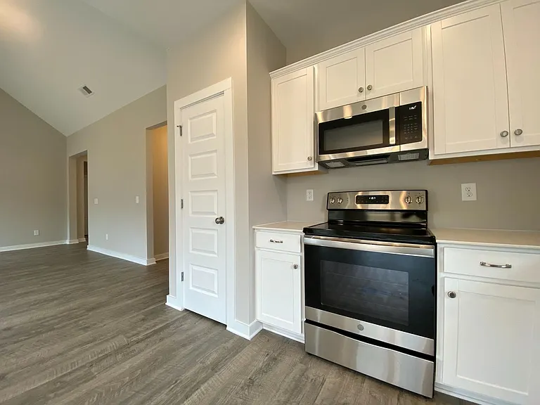 65 Red Oak Ct — Photo 5