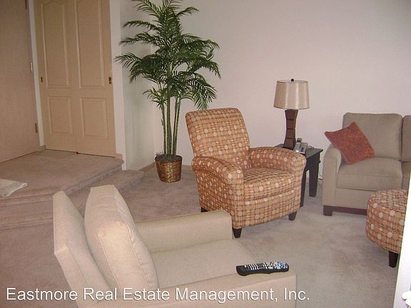 4th image of 5200 N Diversey Blvd APT 203