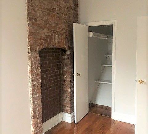 5th image of 562 Atlantic Ave #2B