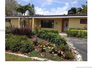 8495 SW 141st St, Palmetto Bay, FL 33158