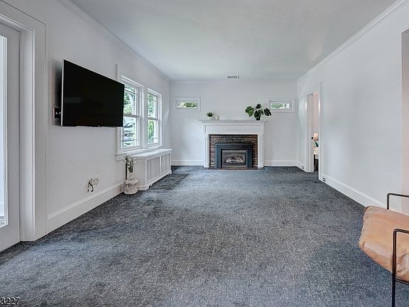 5th image of 10 Marion Rd