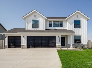 2381 N Silver Wolf Ave, Star, ID 83669