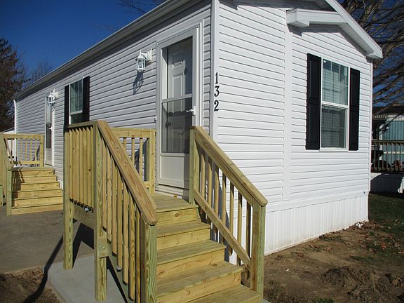5th image of 2 Willow Dr #7O37KF