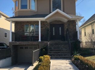 226 Edgegrove Ave #2, Staten Island, NY 10312