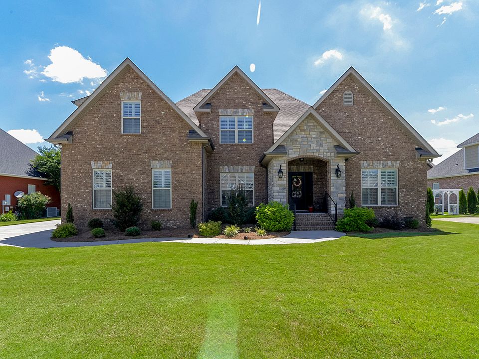 1st image of 2908 Caraway Dr