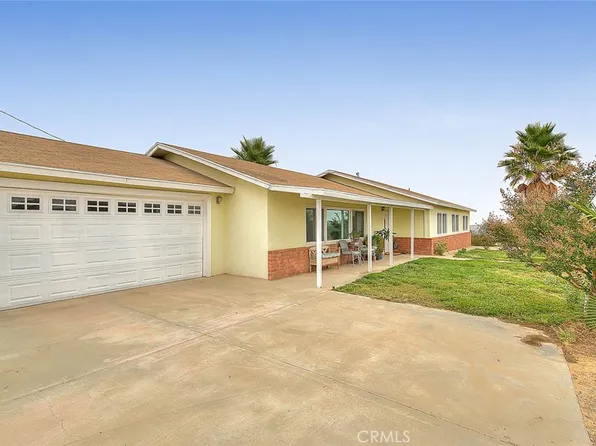 17310 Lake Mathews Dr, Perris, CA 92570