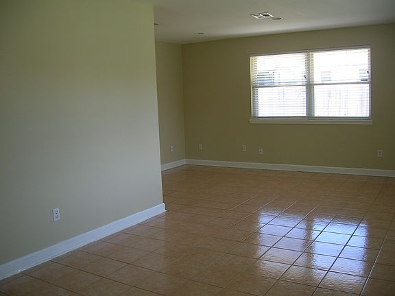 3rd image of 5550 Chamberlain Dr