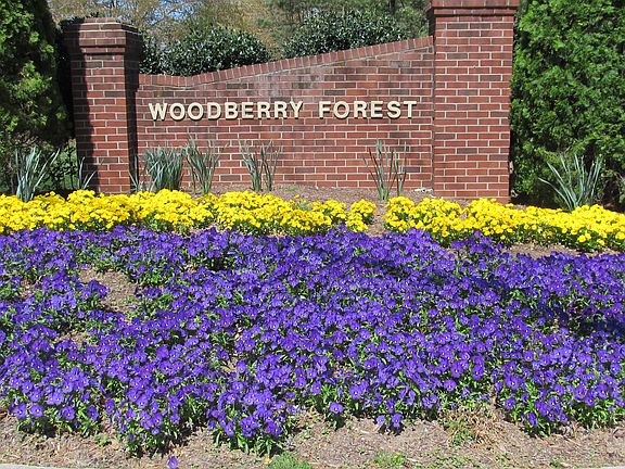 Neighborhood entrance
