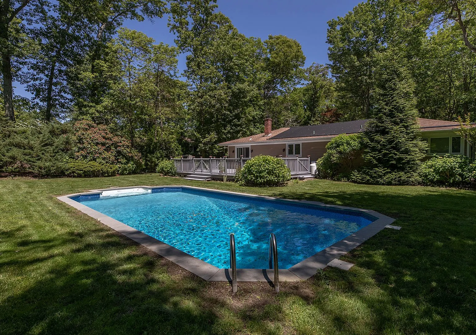 Newly Renovated. New Finishing, Solar Heated Pool on Half Acre — Photo 1