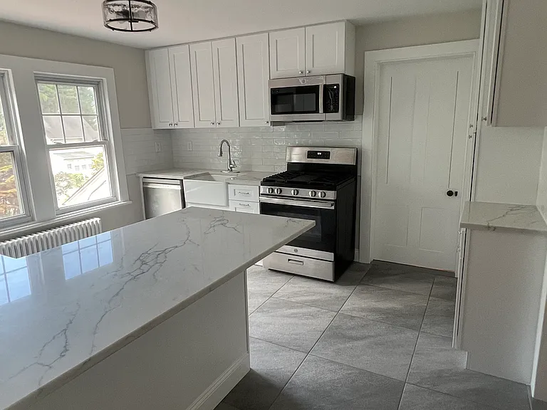 32 Maple St #2 — Photo 5