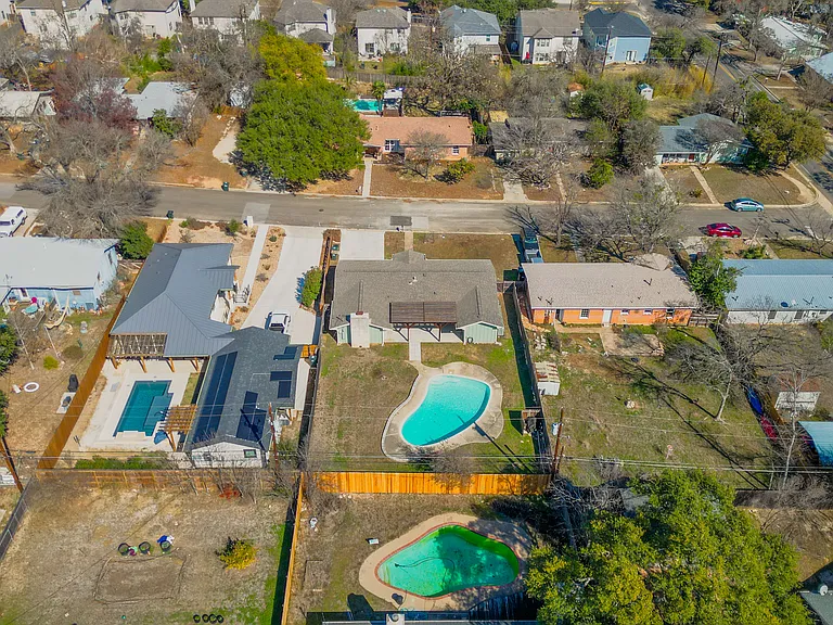1409 Highland Dr — Photo 25