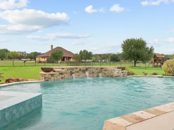 140 ENTRE RIOS BLVD, New Braunfels, TX 78132