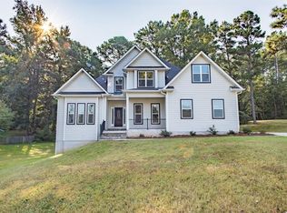 170 Shoreline Dr, Fayetteville, GA 30215