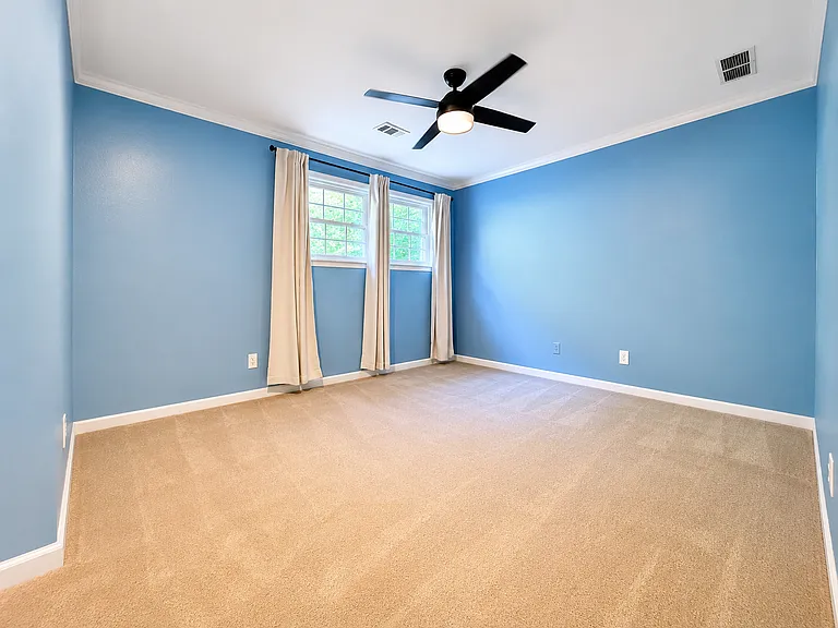 8710 Mount Rushmore Dr — Photo 22