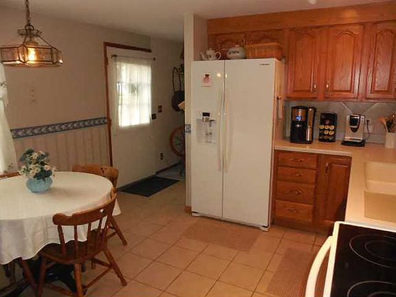 5th image of 508 Stratmore St