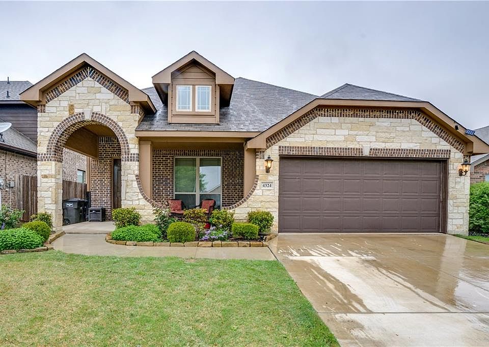 1st image of 4324 Sweet Clover Ln