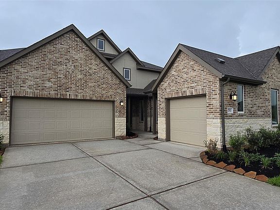 2nd image of 2511 Pine Bluff Dr