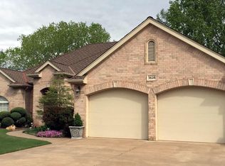 3628 Edgewater Dr, Enid, OK 73703