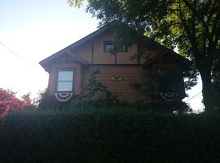 3026 22nd Ave W, Seattle, WA 98199