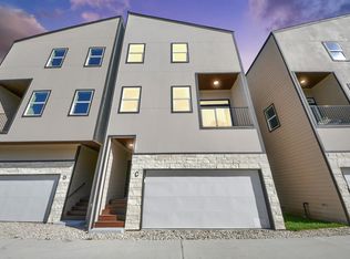 1216 E 34th St #C, Houston, TX 77022