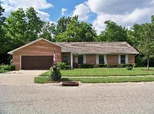 225 Orchard Hill Dr, Dayton, OH 45449