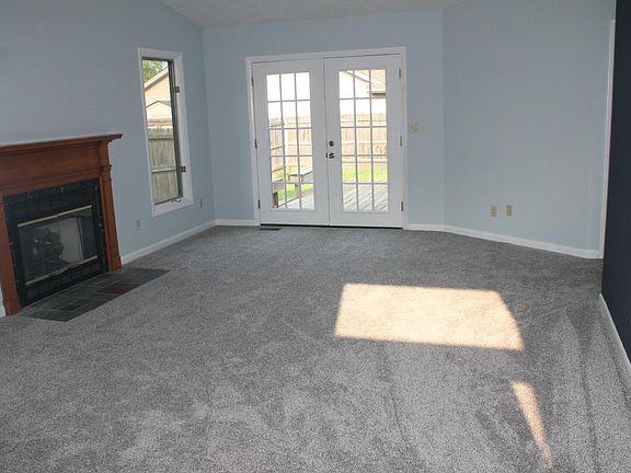 3rd image of 1252 Mayfair Dr