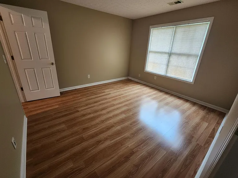3020 Oak Meadow Dr — Photo 17