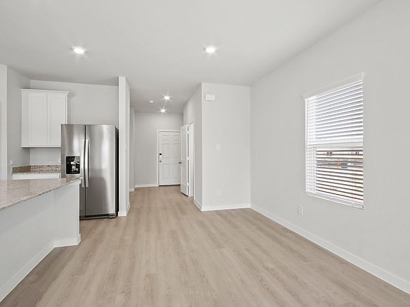 7th image of this home
