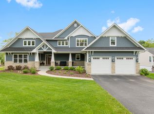 5636 Lee Ave, Downers Grove, IL 60516