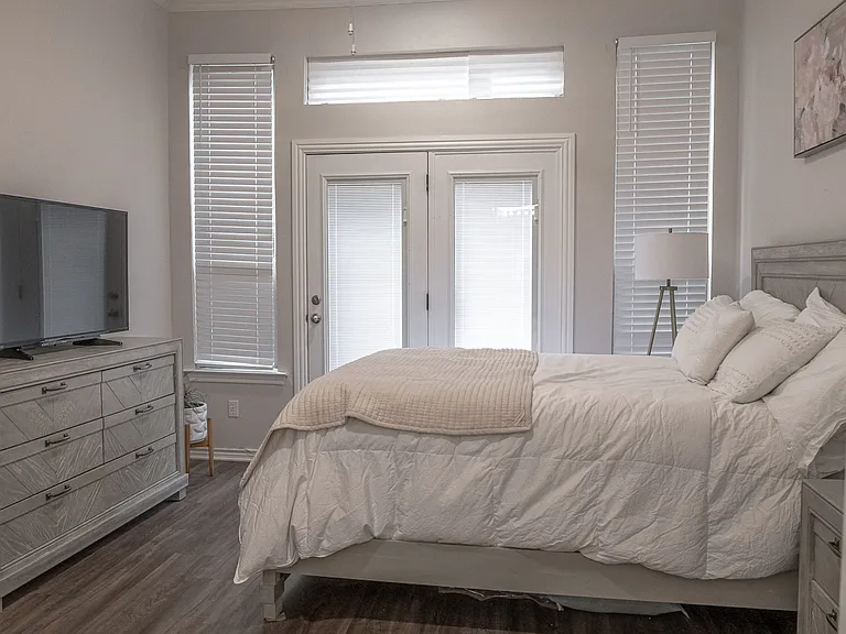 3813 Prescott Ave #102 — Photo 10
