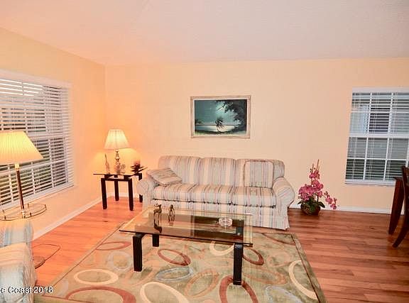 3rd image of 1011 Indian Oaks Dr