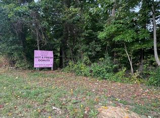 7352 Red Arrow Hwy, Stevensville, MI 49127