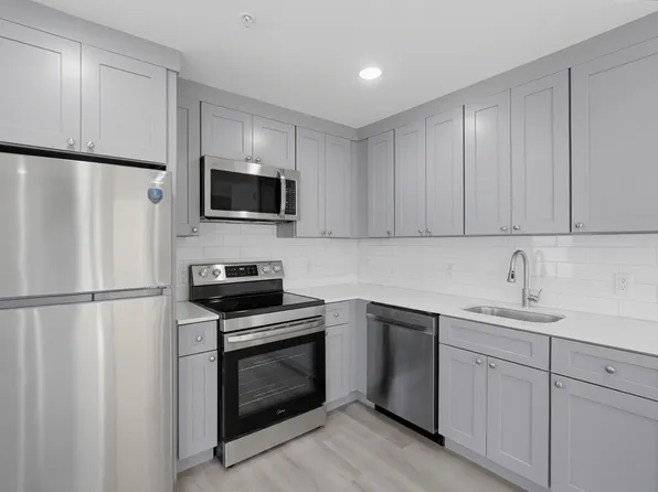 566 Springfield Ave, Newark, NJ