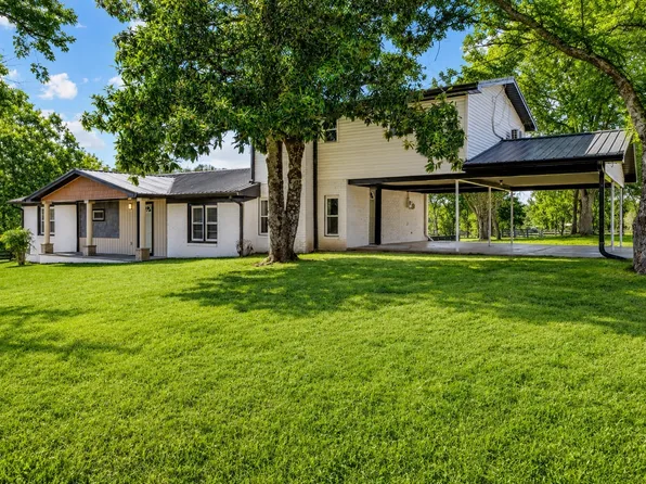 405 Fairfield Rd, Bethpage, TN 37022
