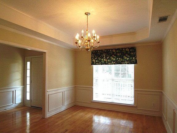 4th image of 4526 Glastonbury Dr
