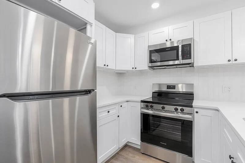 Building Photo - 2057 E Rush St #1