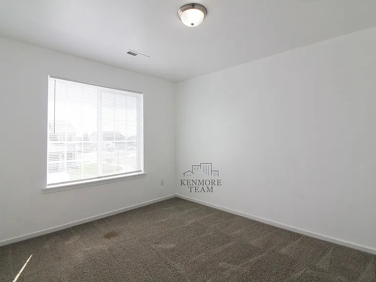 5613 Remington Dr — Photo 11