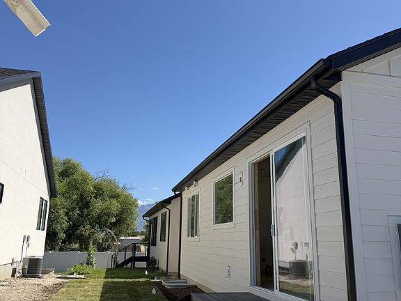 4th image of 1728 W Trey Way #4