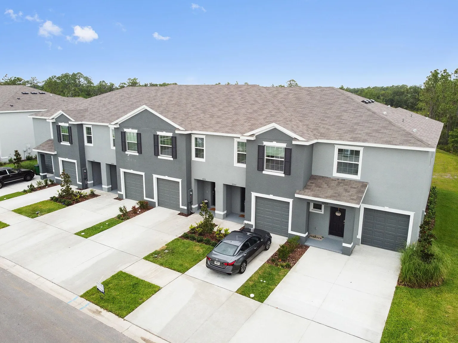 3 bed, 2.5 bath, 1758 sqft, $2,350 — Photo 4