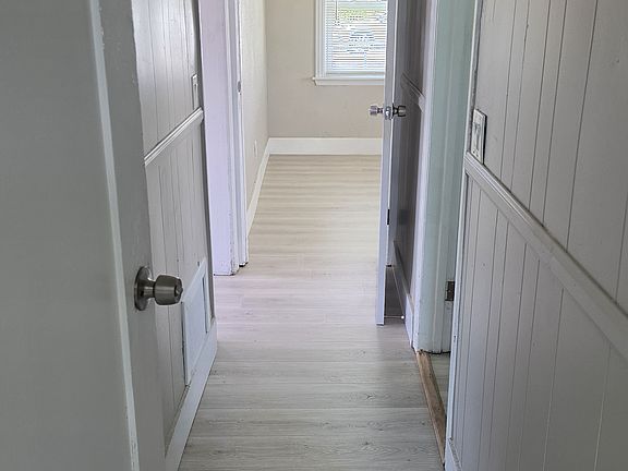 5th image of 6824 Marlow Ave