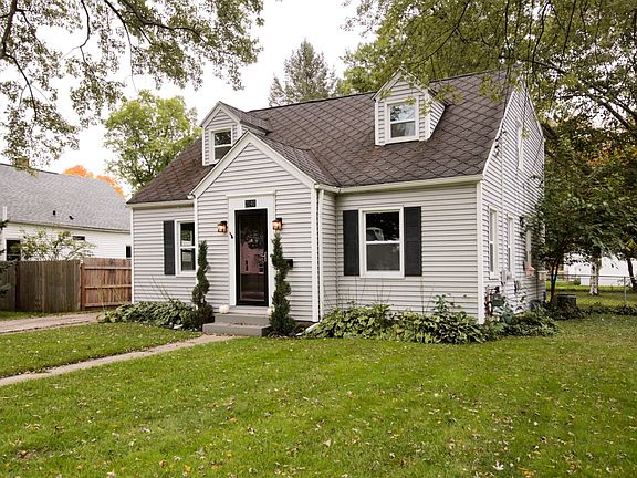 2140 royce avenue-202