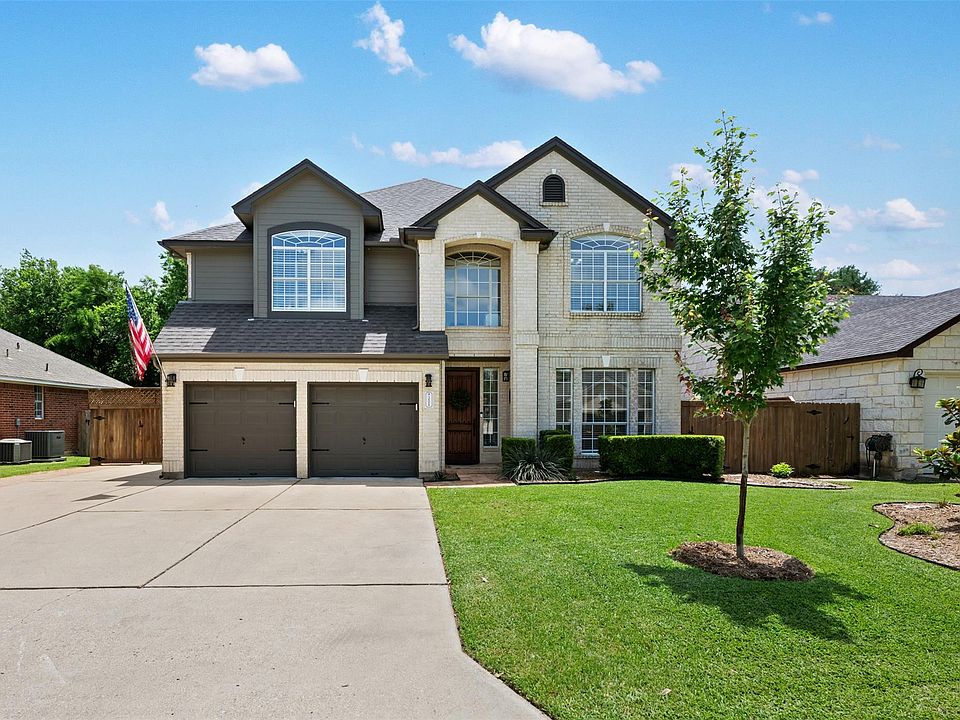 1st image of 30008 Oakland Hills Dr