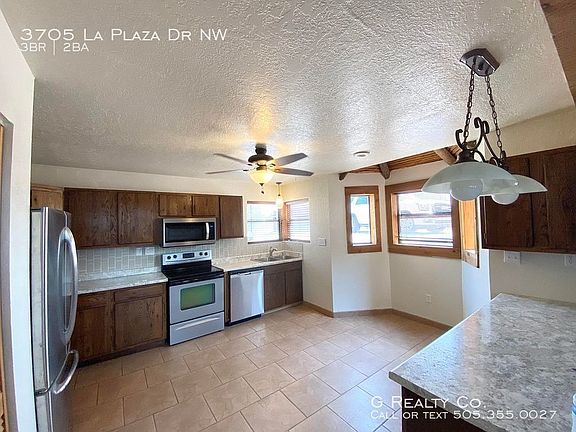 3rd image of 3705 La Plaza Dr NW