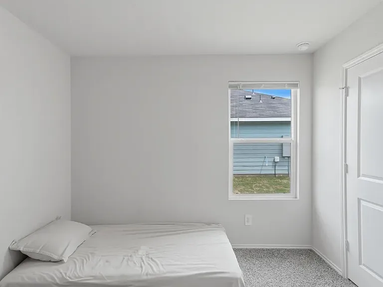 303 Wild Goose Dr — Photo 4