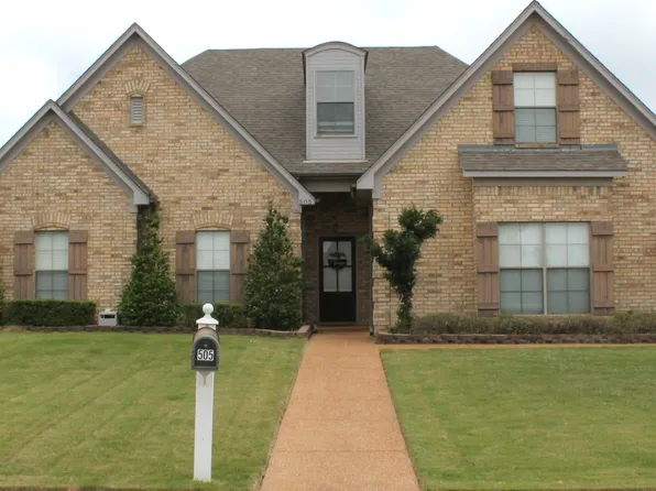 505 Pheasant St, Senatobia, MS 38668
