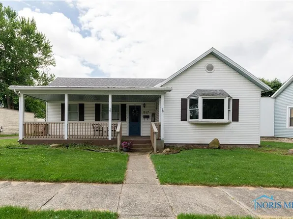517 W North St, Fostoria, OH 44830