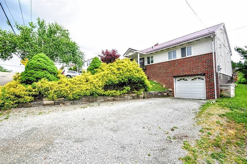 118 Pennsylvania Blvd, Monessen, PA 15062 Zillow