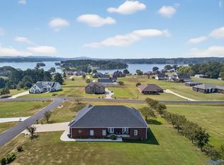 450 Eastland Dr, Lincoln, AL 35096